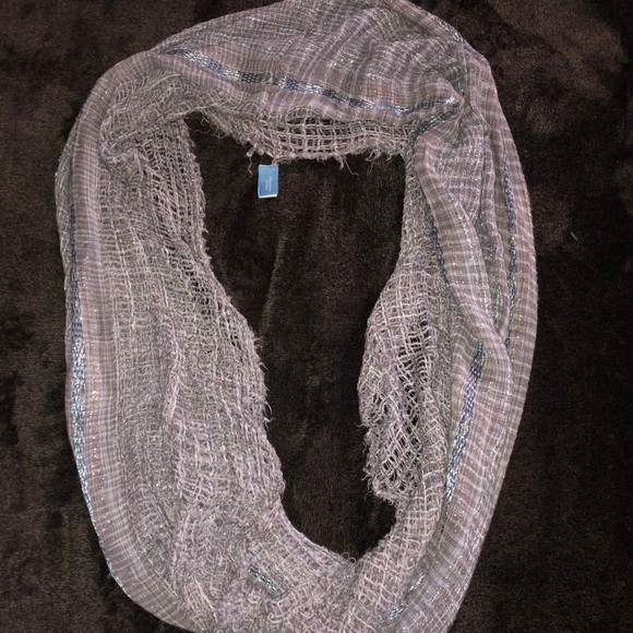 Simply Vera grey and silver infinity scarf - Picture 2 of 3